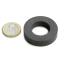 Magnet rõngas D=40mm d=22mm h=9mm ferriit Y35 2.7kg