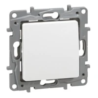Niloe вексельный выключатель, встраиваемый Legrand 3790300, Белый