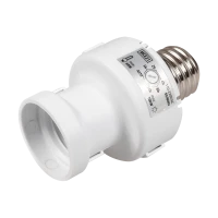 Light bulb socket with twilight sensor and timer MCE21