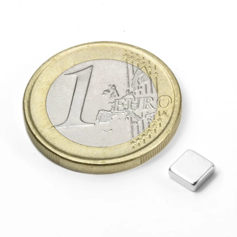 Неодимовый супермагнит – Блочный магнит 5 x 5 x 2 мм, сила сцепления прибл. 650 г