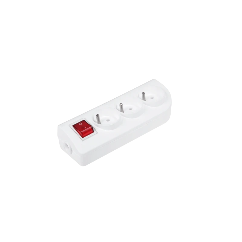 Pikendusjuhtme pistikupesa x 3 maanduse ja lülitiga, valge GN-30W