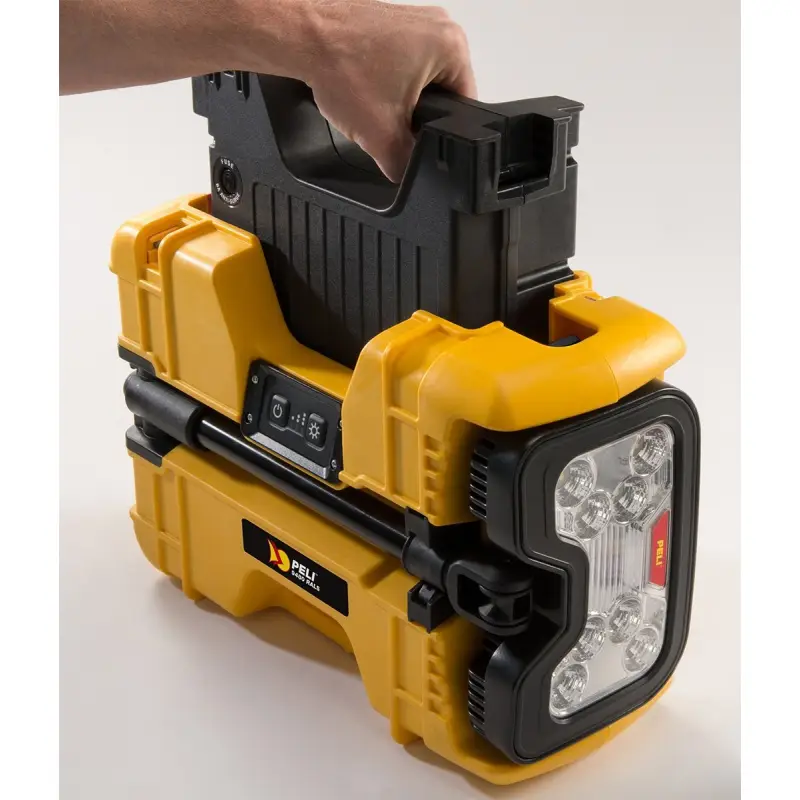 Peli 9480 must 4000lm kaugvalgusti