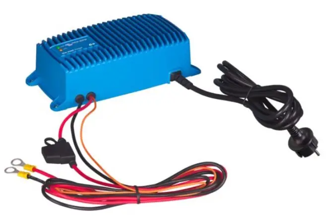 Blue Smart IP67 laadija 12/7 (1)