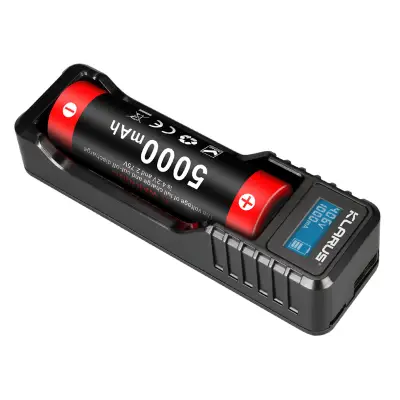 1x Универсальная зарядка для акку батареек NiMH/NiCD/LiFePO4/Li-Ion