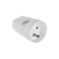 Valge maandusega pistikupesa G-10