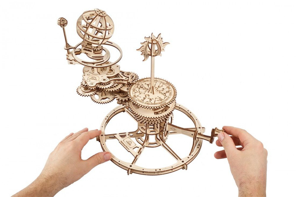 UGEARS82