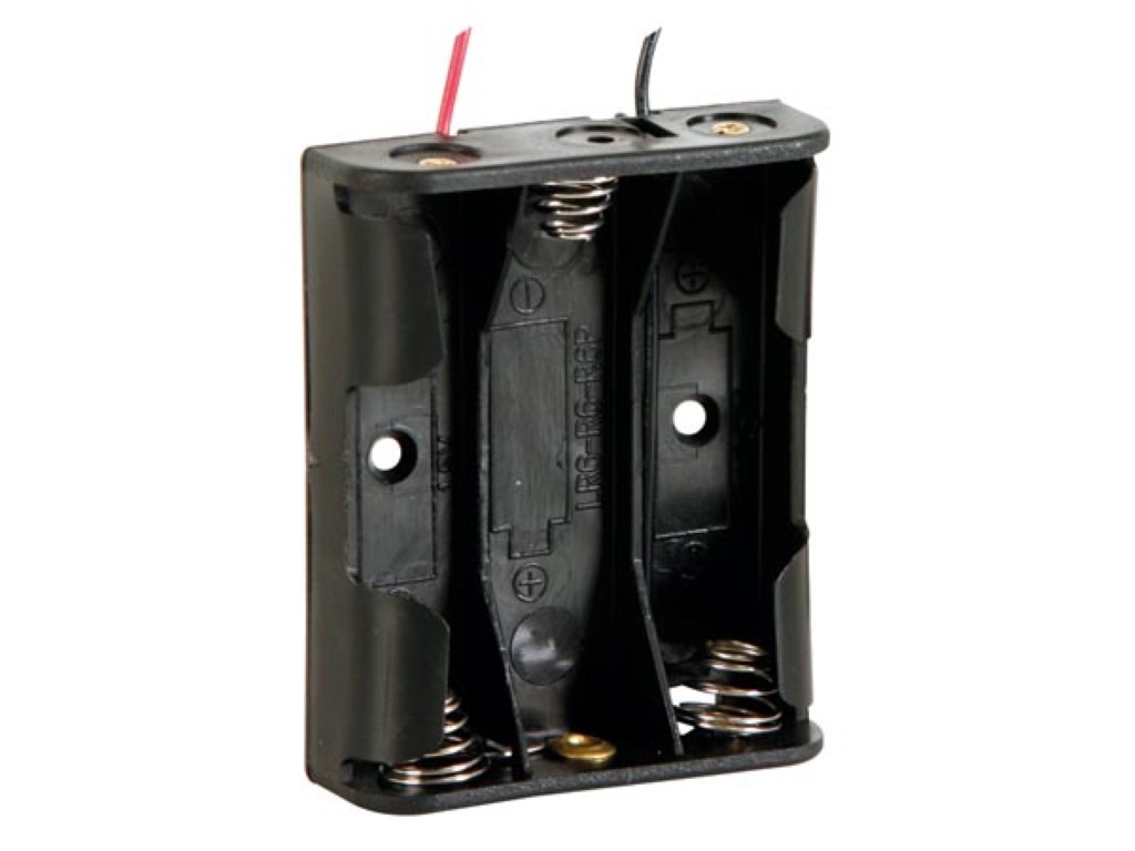 BATTERY HOLDER FOR 3 x AA CELLS (WITH LEADS)